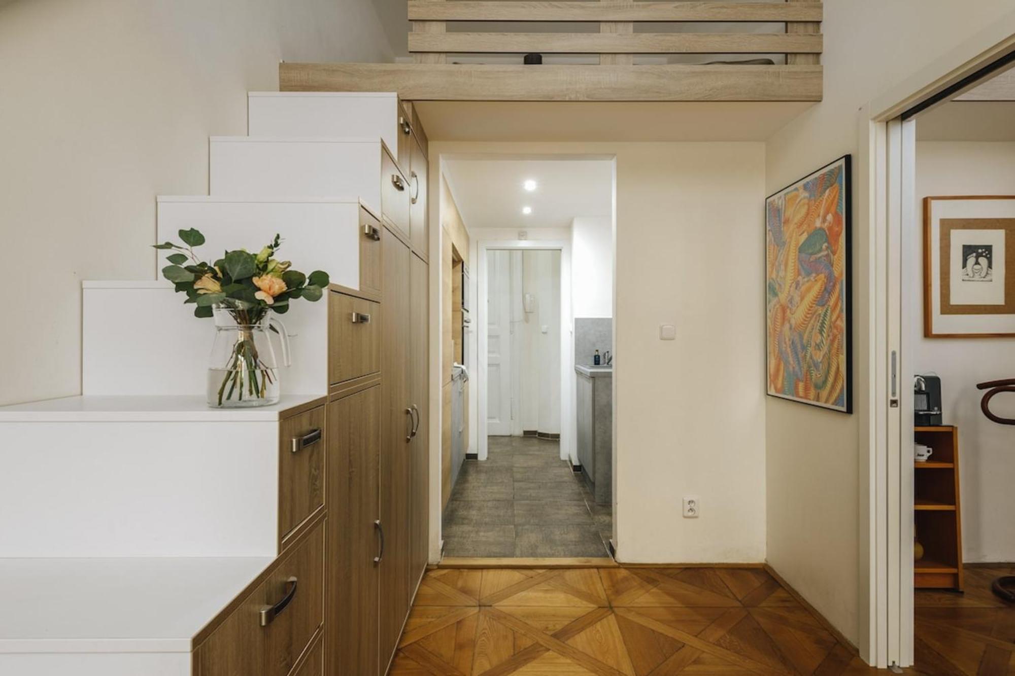 Cozy & Comfortable Apt Walking Anywhere You Want Sen Prague Exterior photo